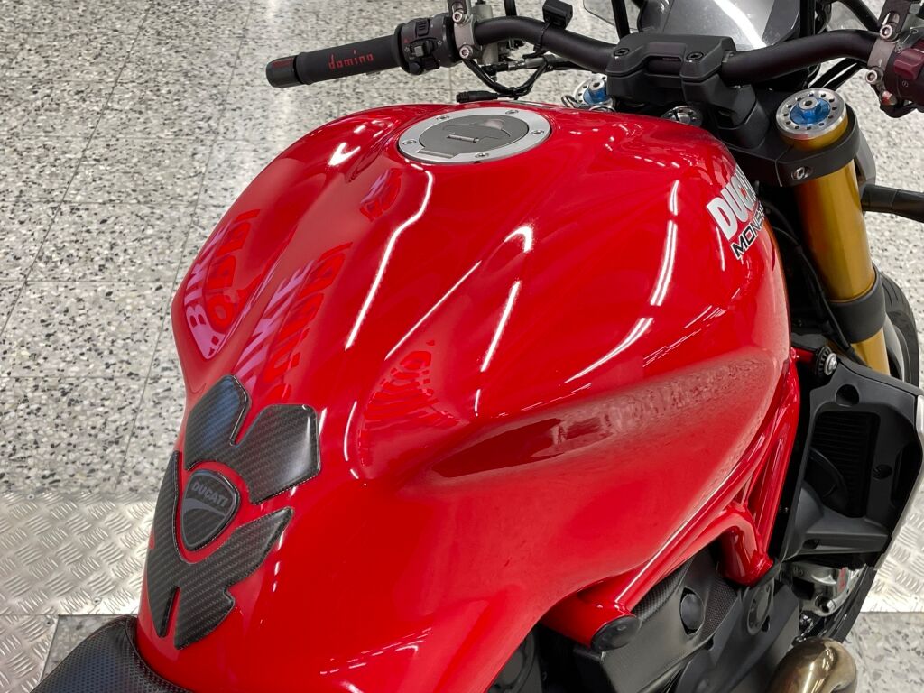 Ducati MONSTER 2015 Punainen