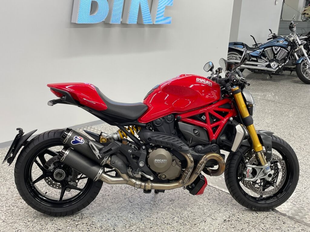 Ducati MONSTER 2015 Punainen