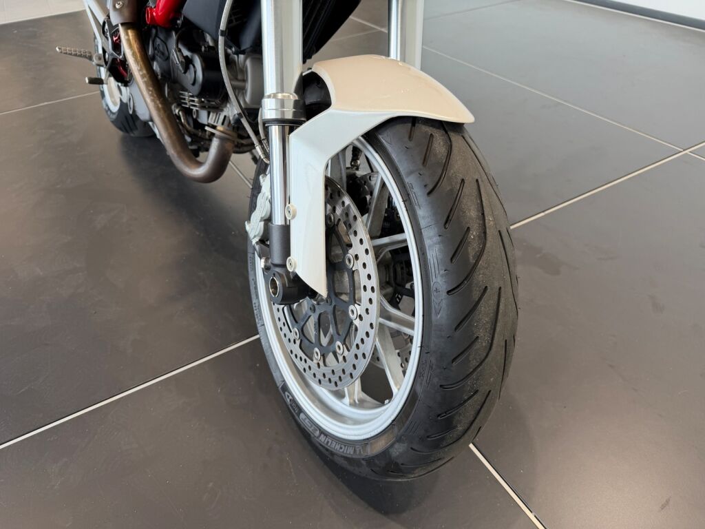 Ducati MONSTER 2011 