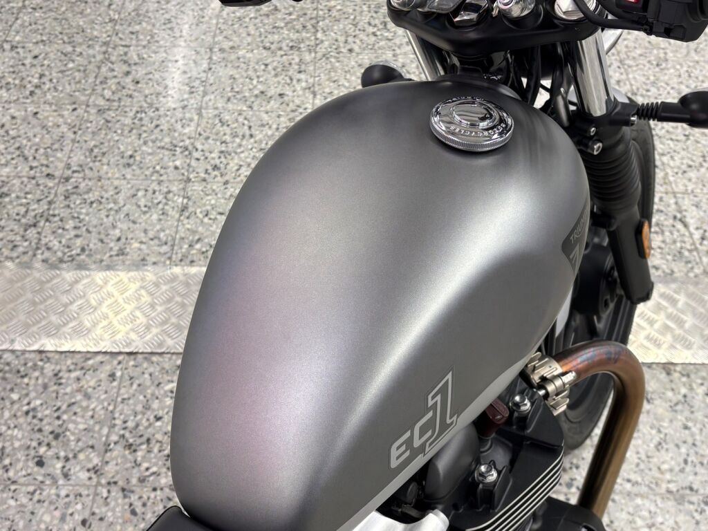 Triumph Street Twin 2023 