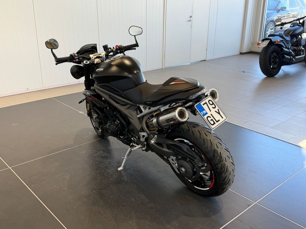 Triumph SPEED TRIPLE 2020 Musta