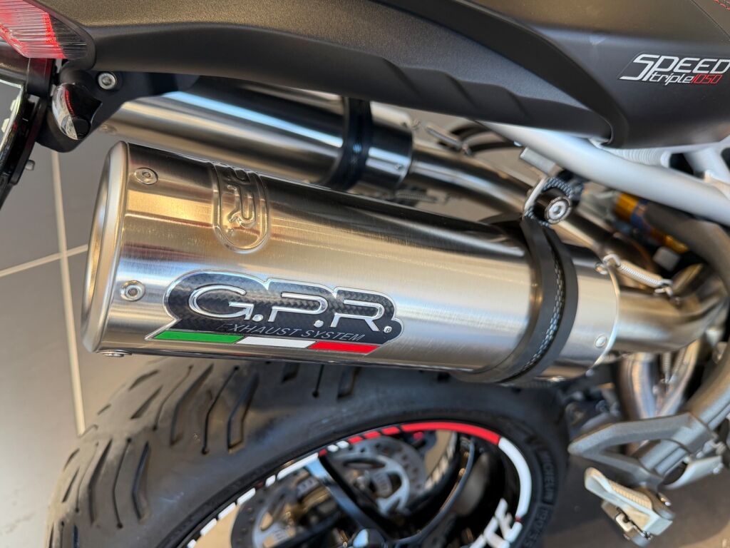 Triumph SPEED TRIPLE 2020 Musta