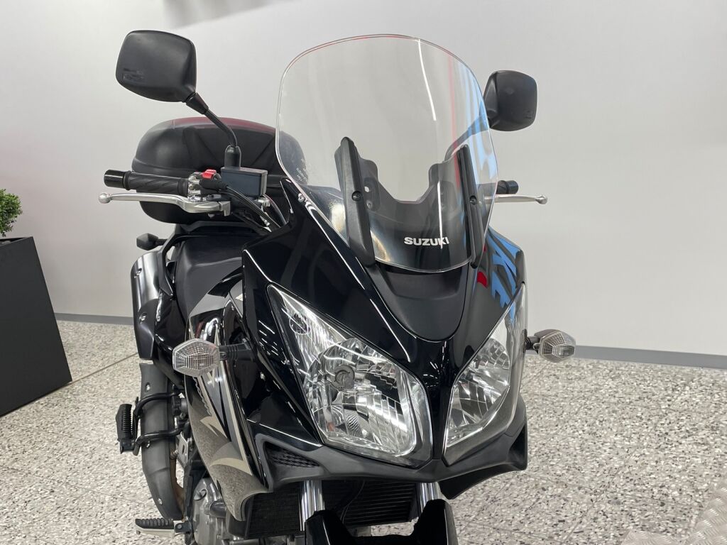 Suzuki DL 2011 Musta