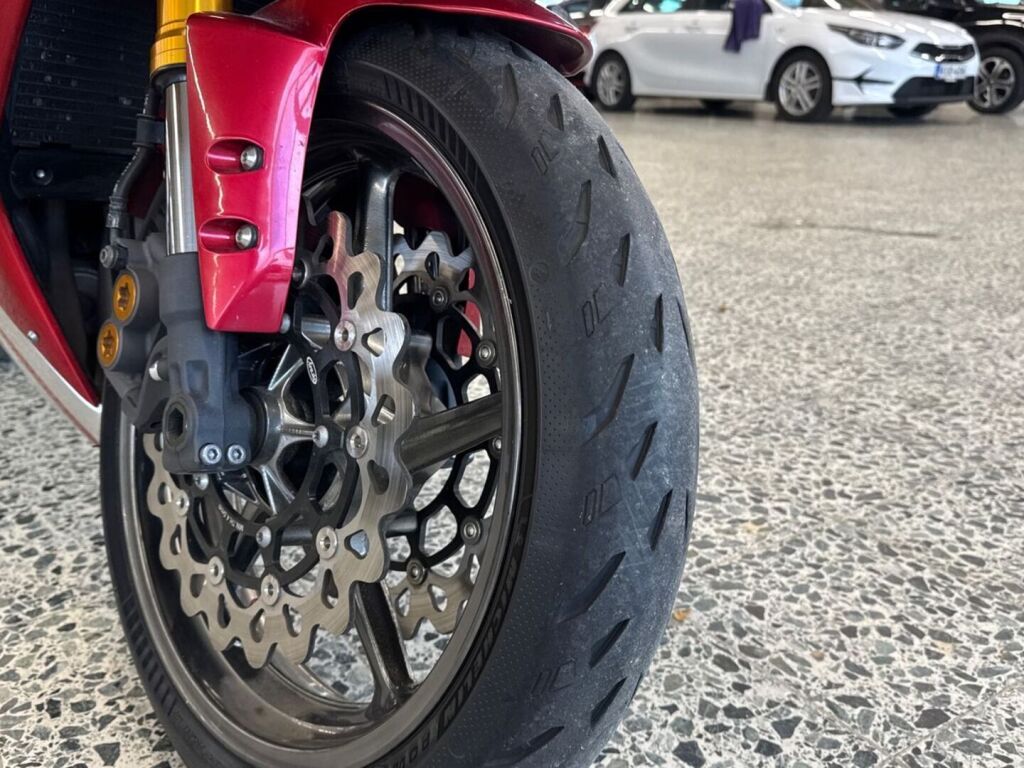 Yamaha YZF-R1 2006 