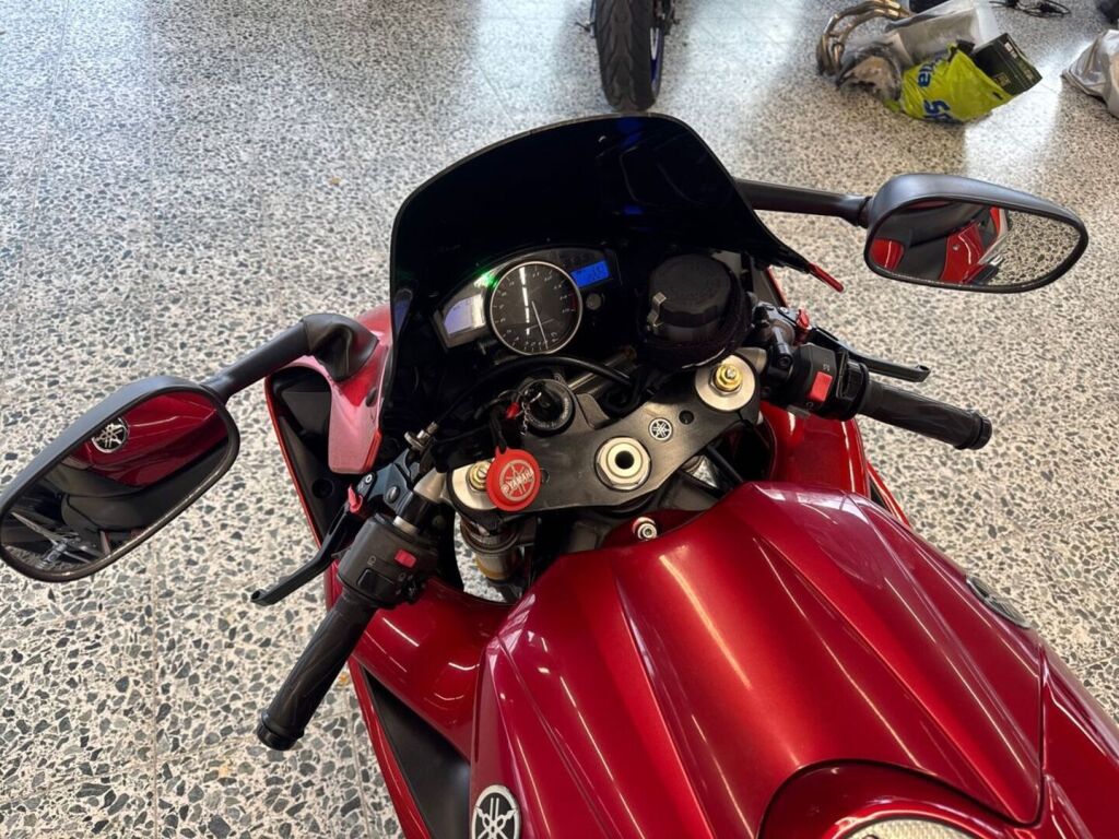 Yamaha YZF-R1 2006 