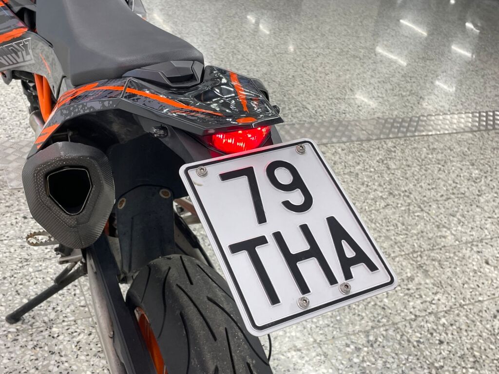 Ktm 690 2015 Oranssi