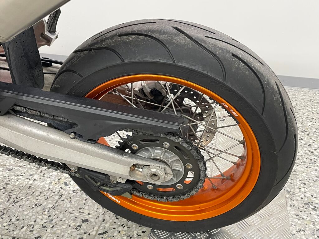 Ktm 690 2015 Oranssi