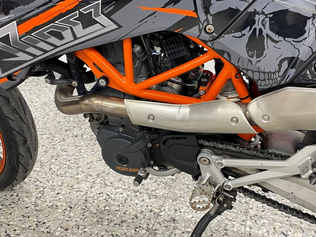 Ktm 690 2015 Oranssi