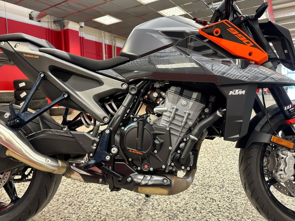 Ktm 990 2024 