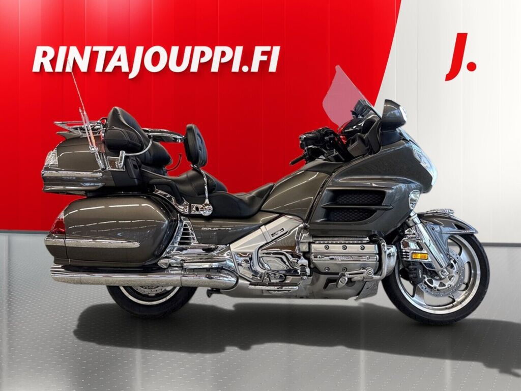 Honda GL 2011 