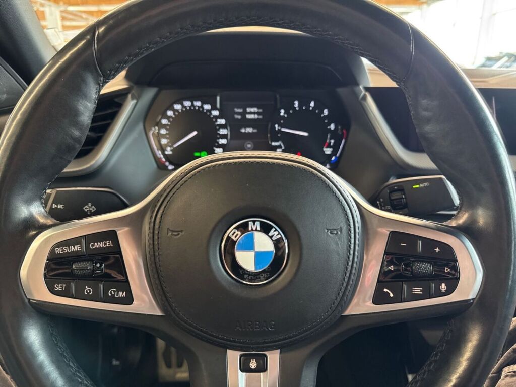 BMW 218 2021 Valkoinen