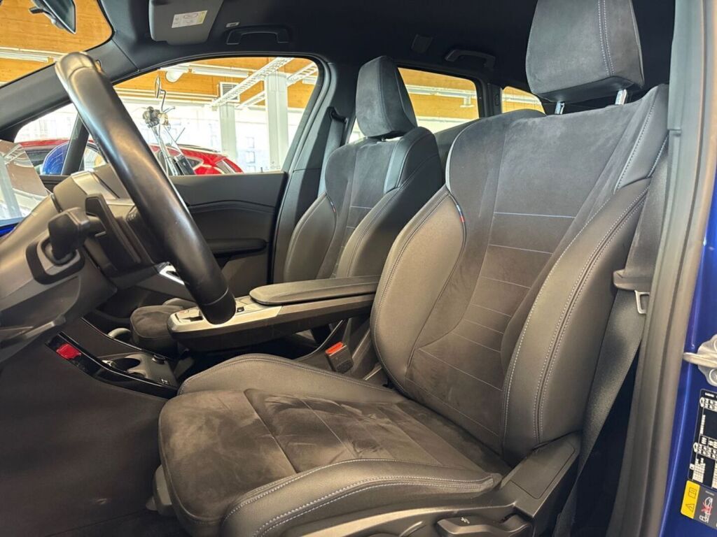 BMW 225 2023 Sininen