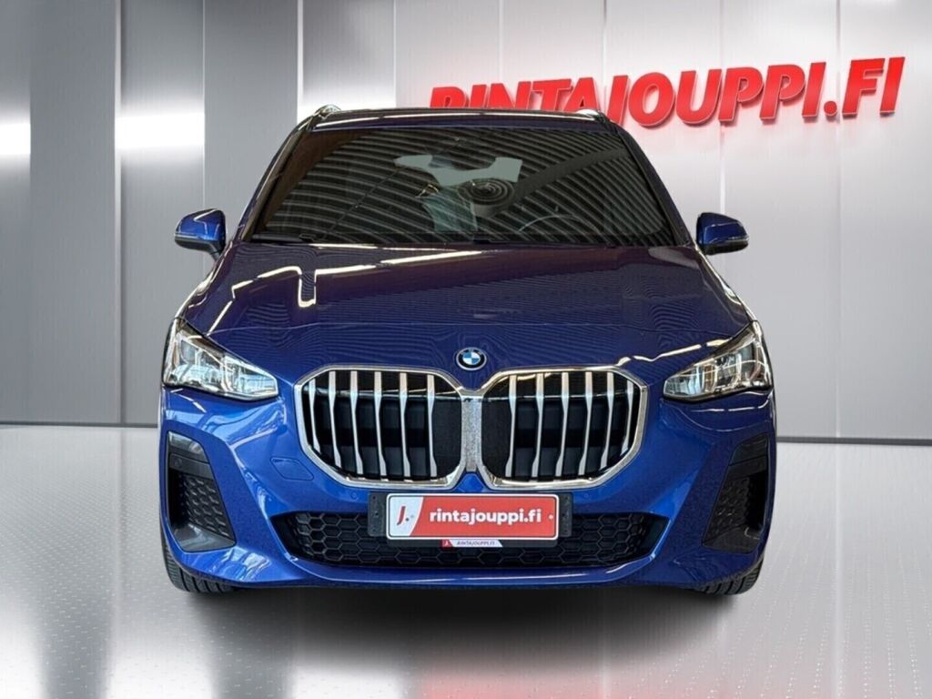 BMW 225 2023 Sininen