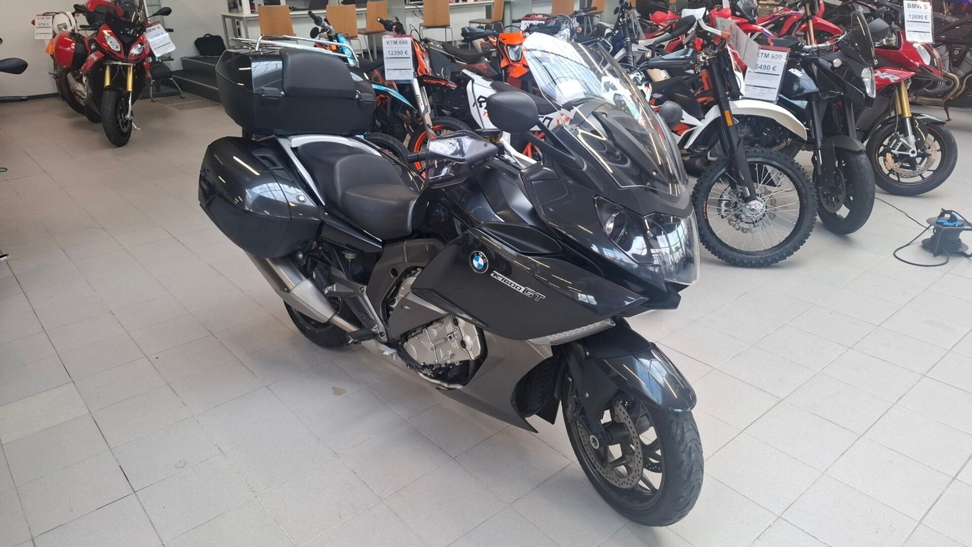 BMW K