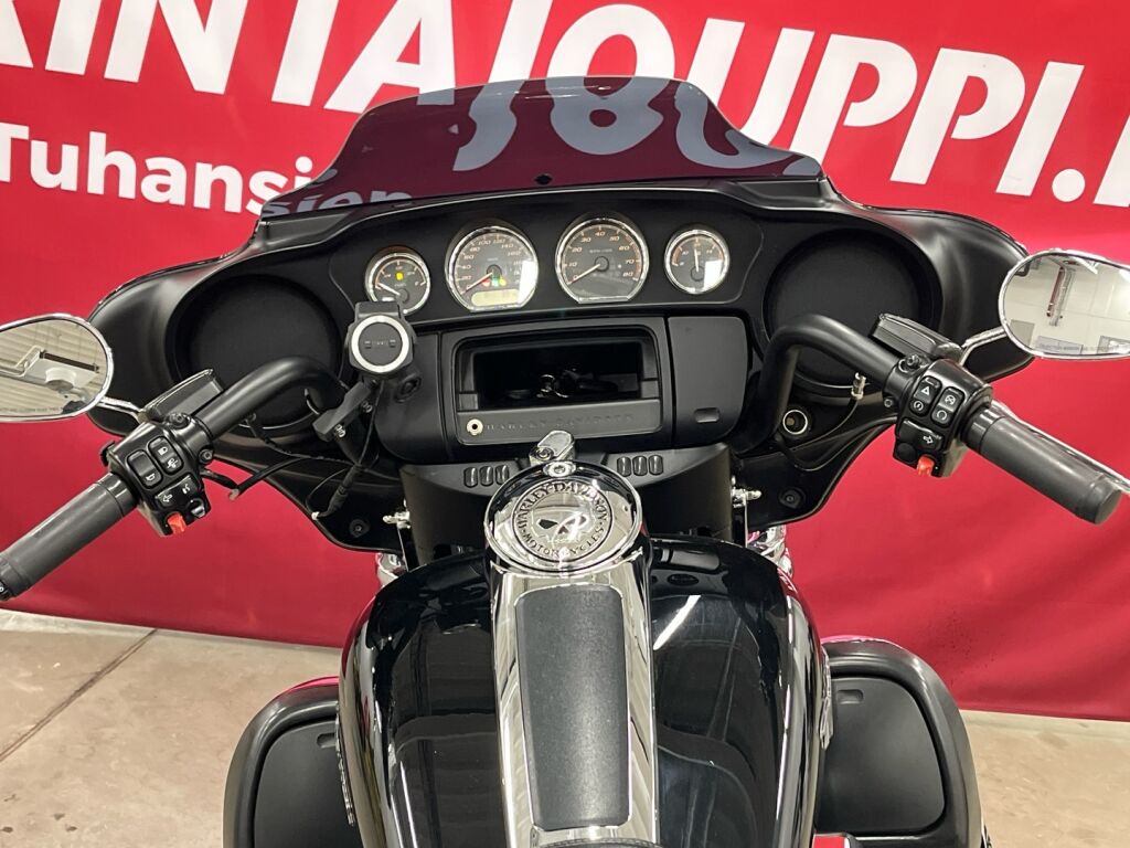 Harley-davidson TOURING 2018 Musta