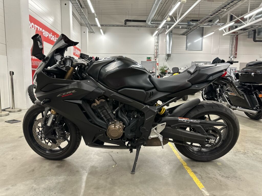 Honda CBR 2020 HI 2
