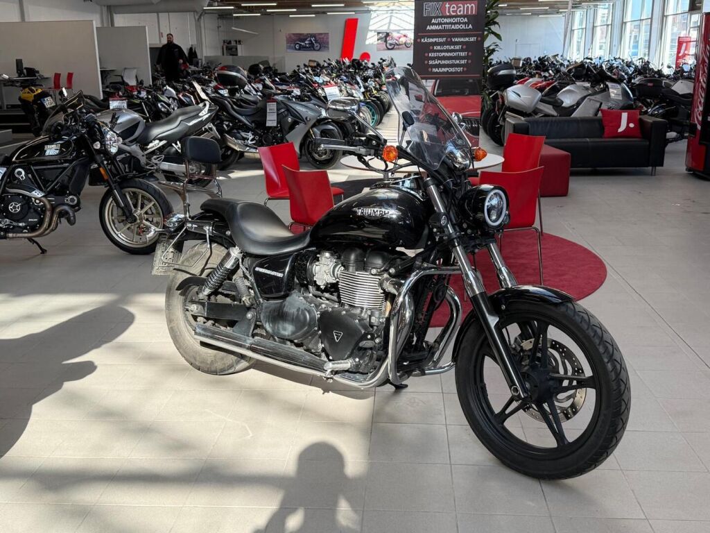 Triumph SPEEDMASTER 2016 