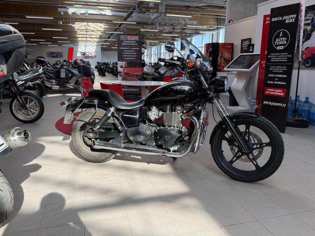 Triumph SPEEDMASTER 2016 