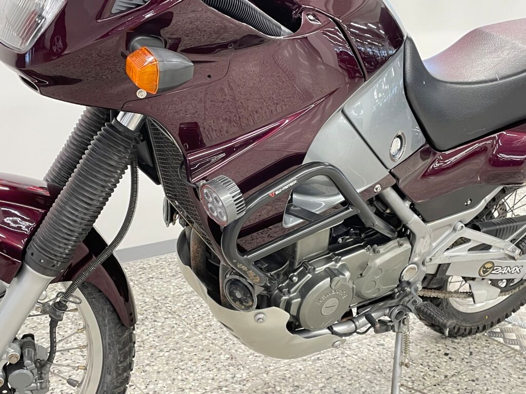 Kawasaki KLE 2000 Punainen