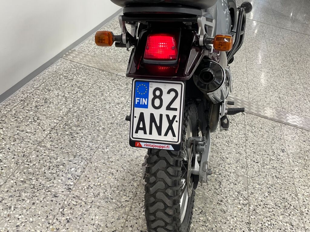 Kawasaki KLE 2000 Punainen