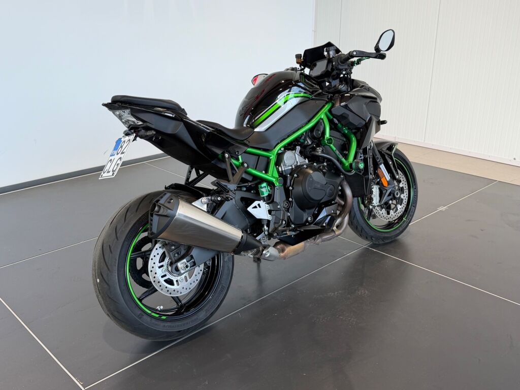 Kawasaki Z 2020 Musta