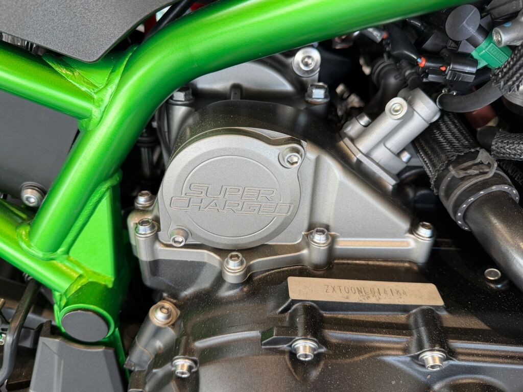 Kawasaki Z 2020 Musta