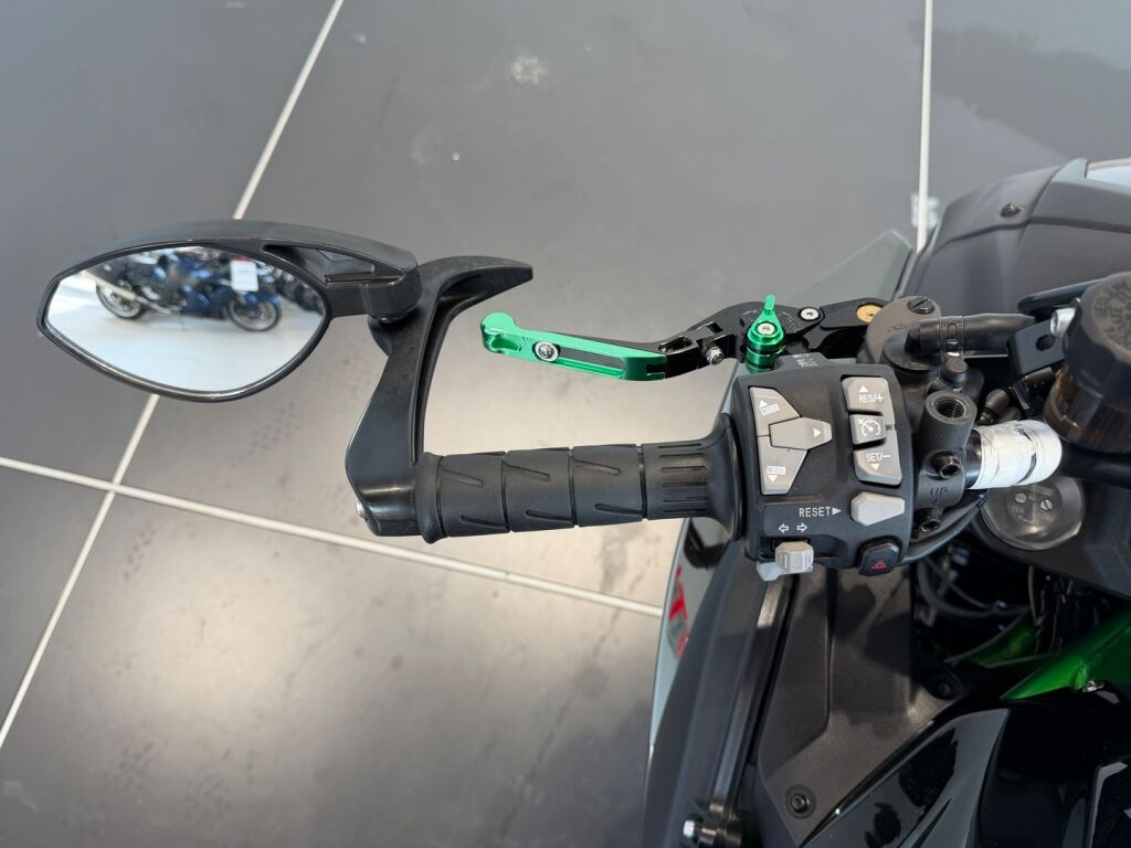 Kawasaki Z 2020 Musta