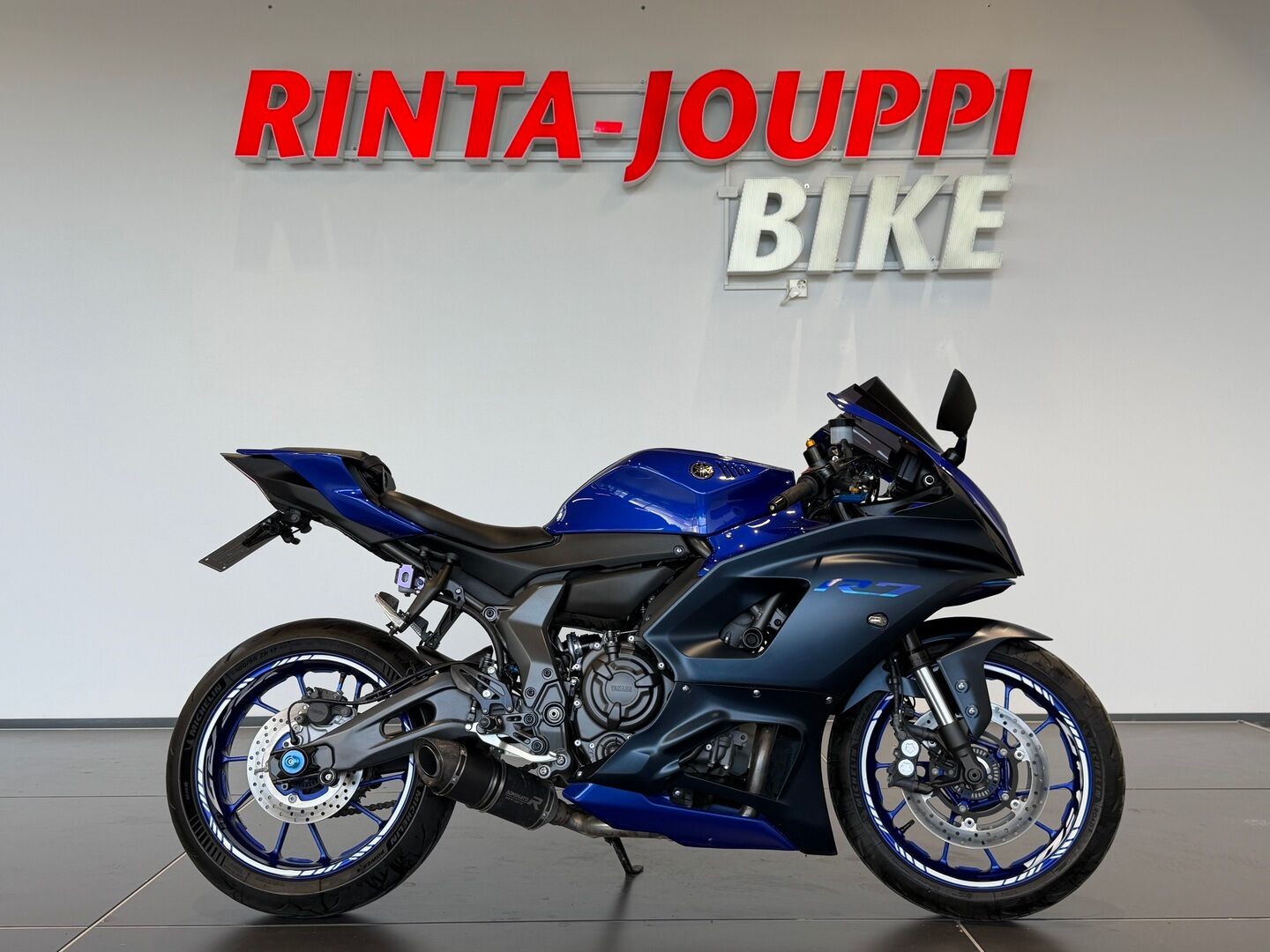 Yamaha YZF-R7