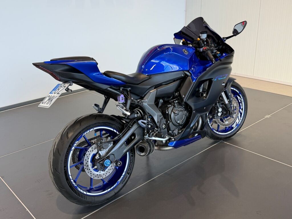 Yamaha YZF-R7 2022 
