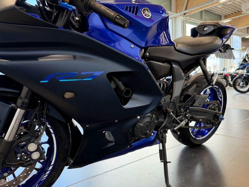 Yamaha YZF-R7 2022 