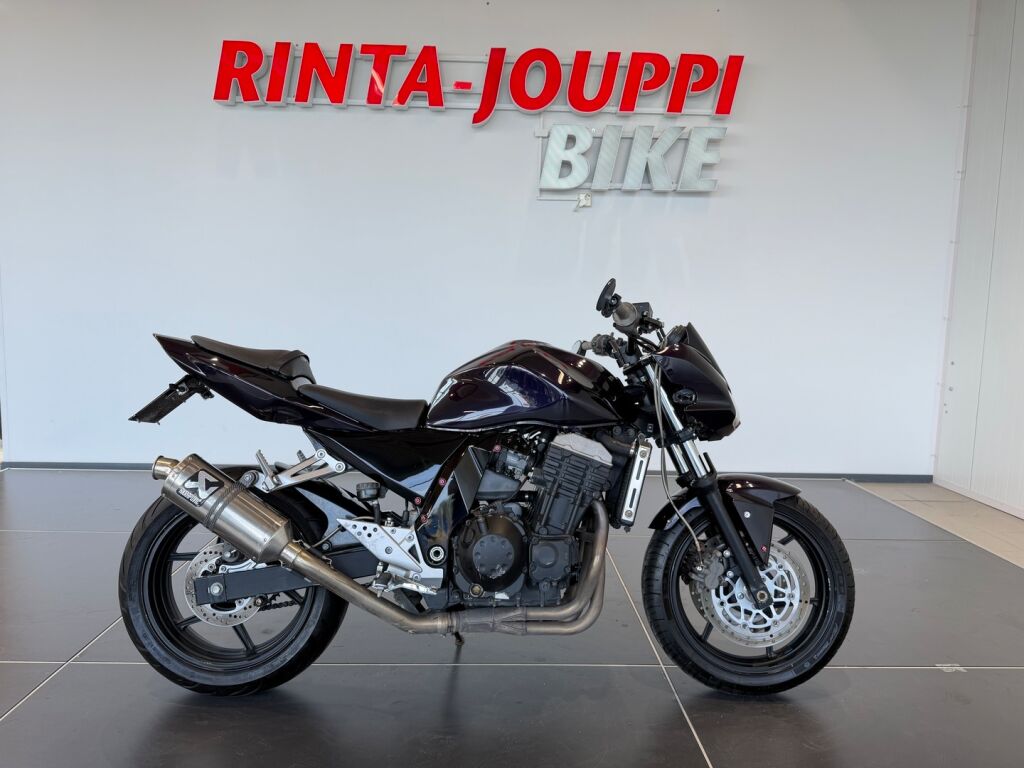 Kawasaki Z 2004 Musta