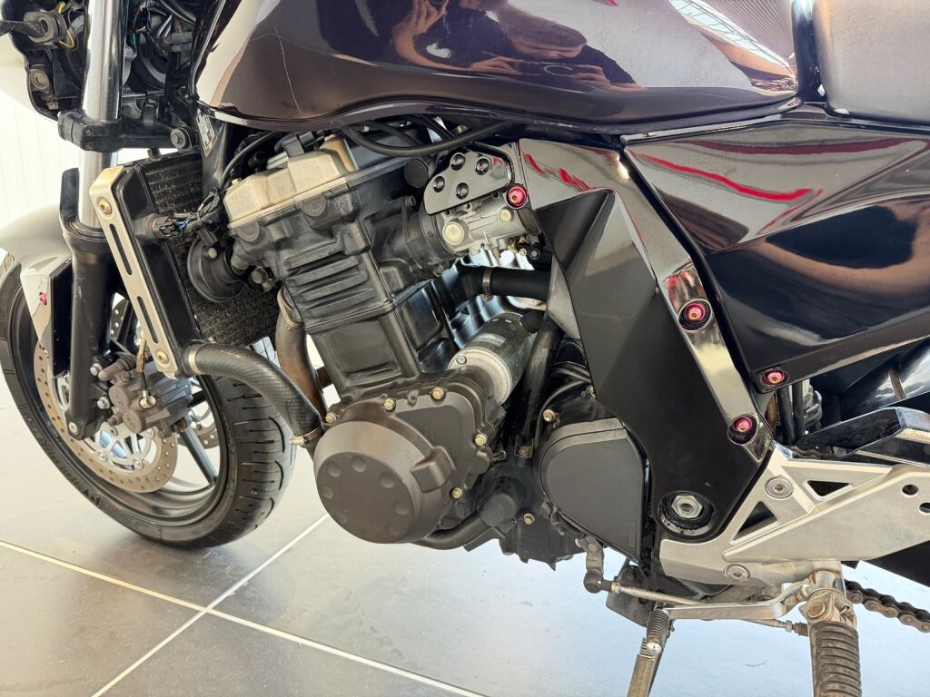 Kawasaki Z 2004 Musta