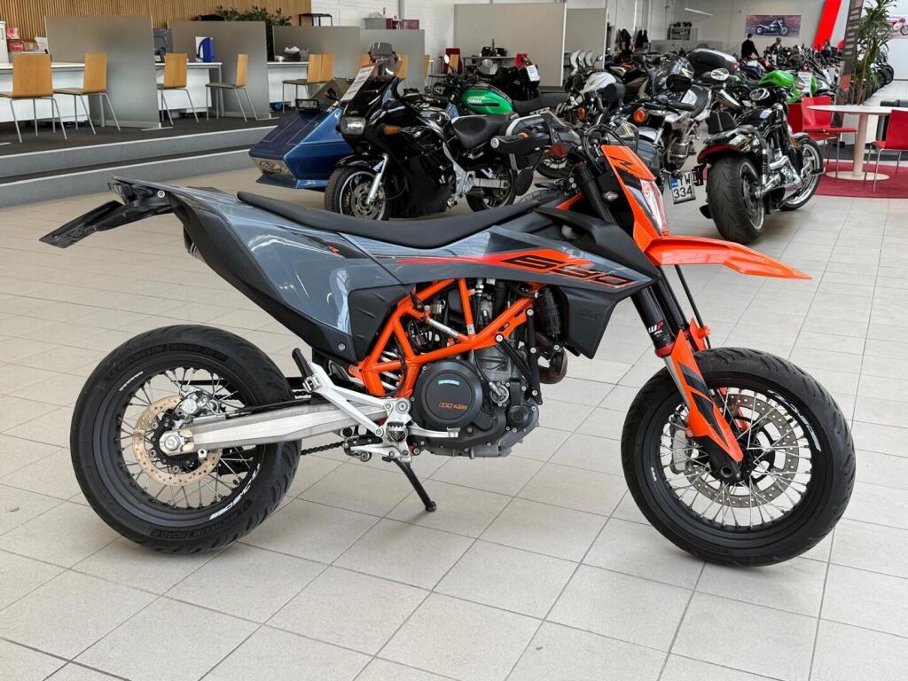 Ktm 690 2022 
