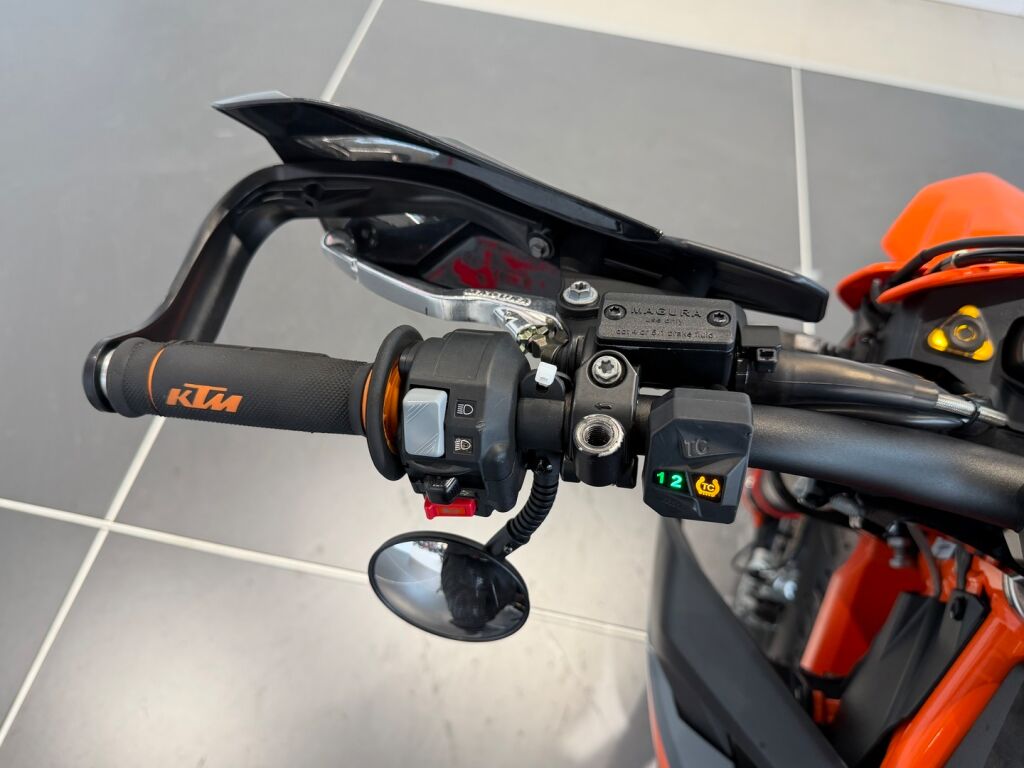 Ktm 690 2022 