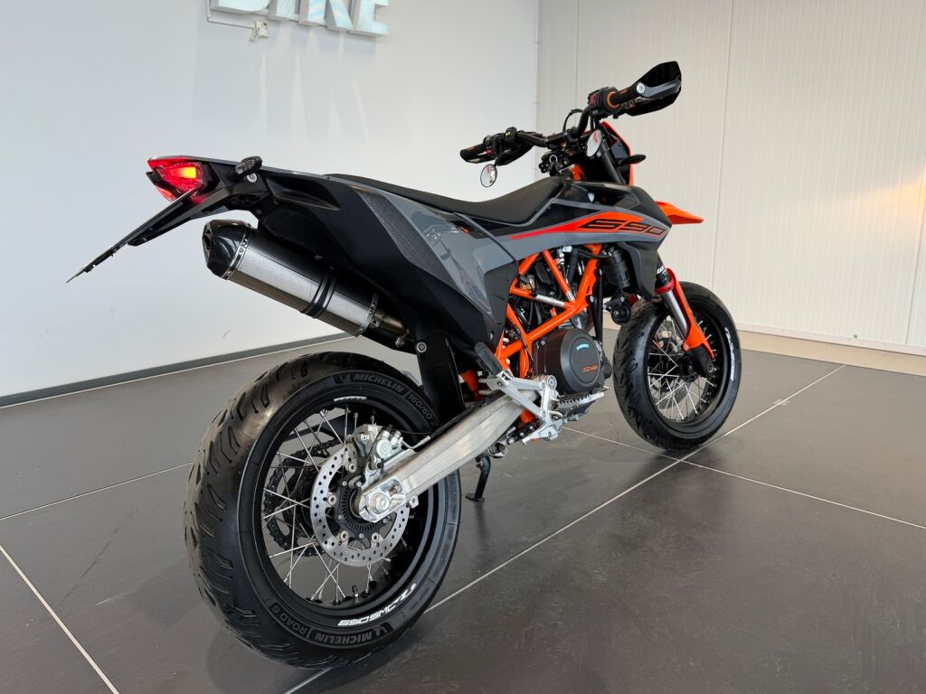 Ktm 690 2022 
