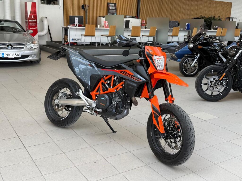Ktm 690 2022 