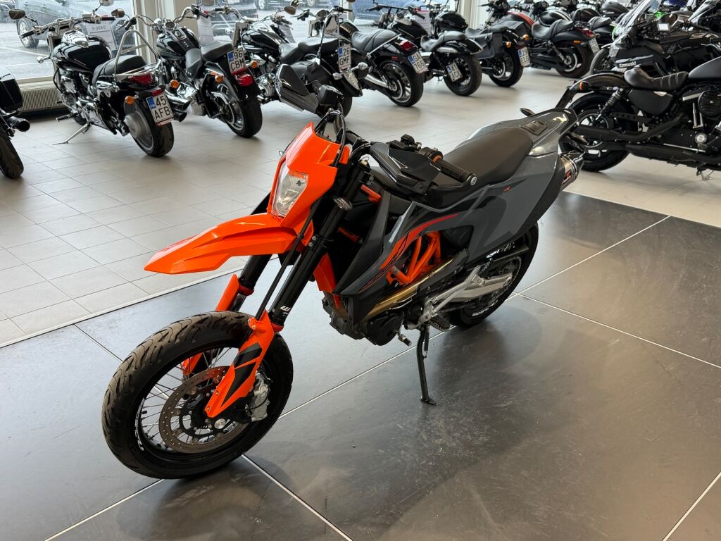 Ktm 690 2022 
