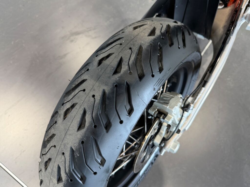 Ktm 690 2022 