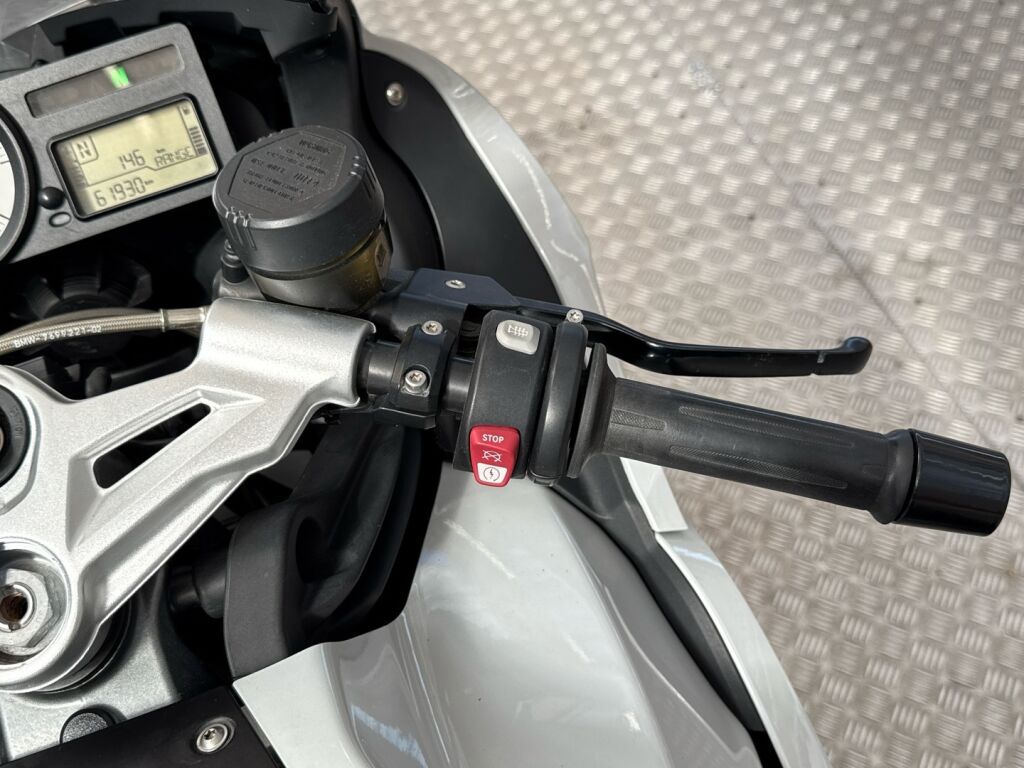 BMW K 2010 Valkoinen