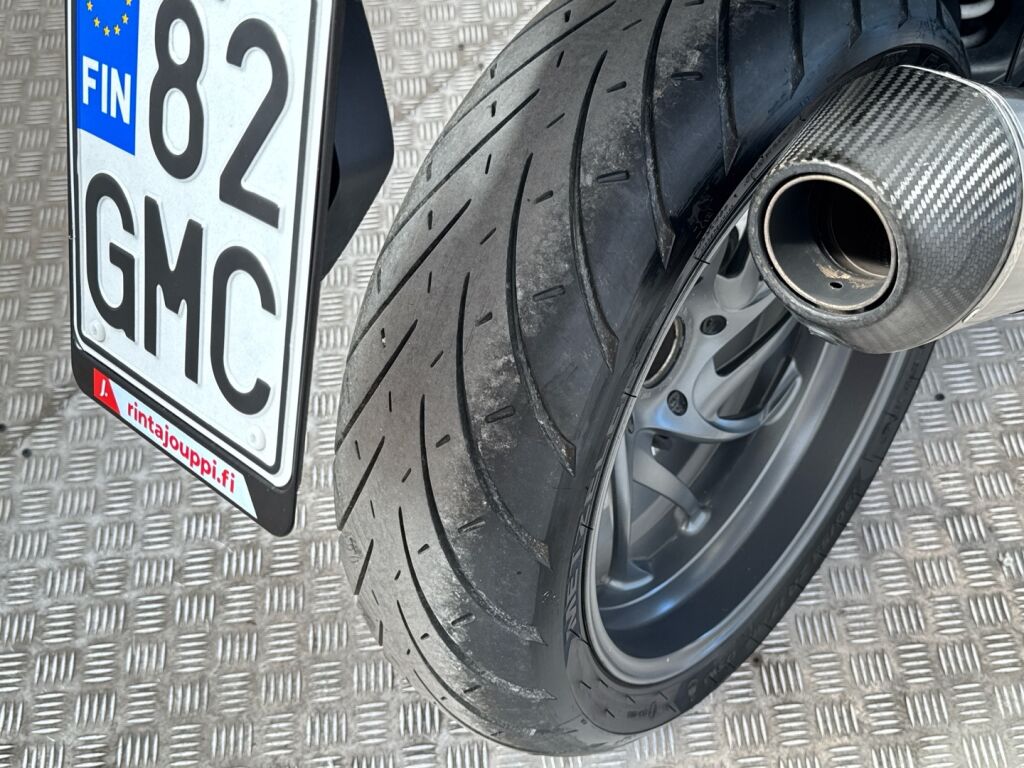 BMW K 2010 Valkoinen