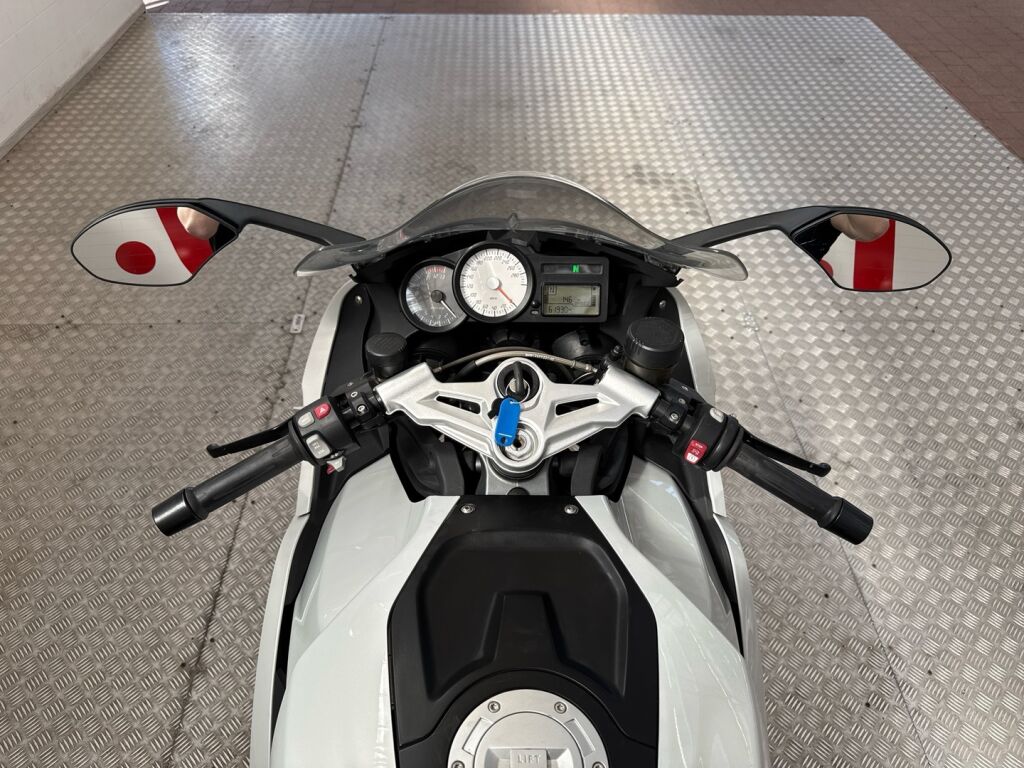 BMW K 2010 Valkoinen