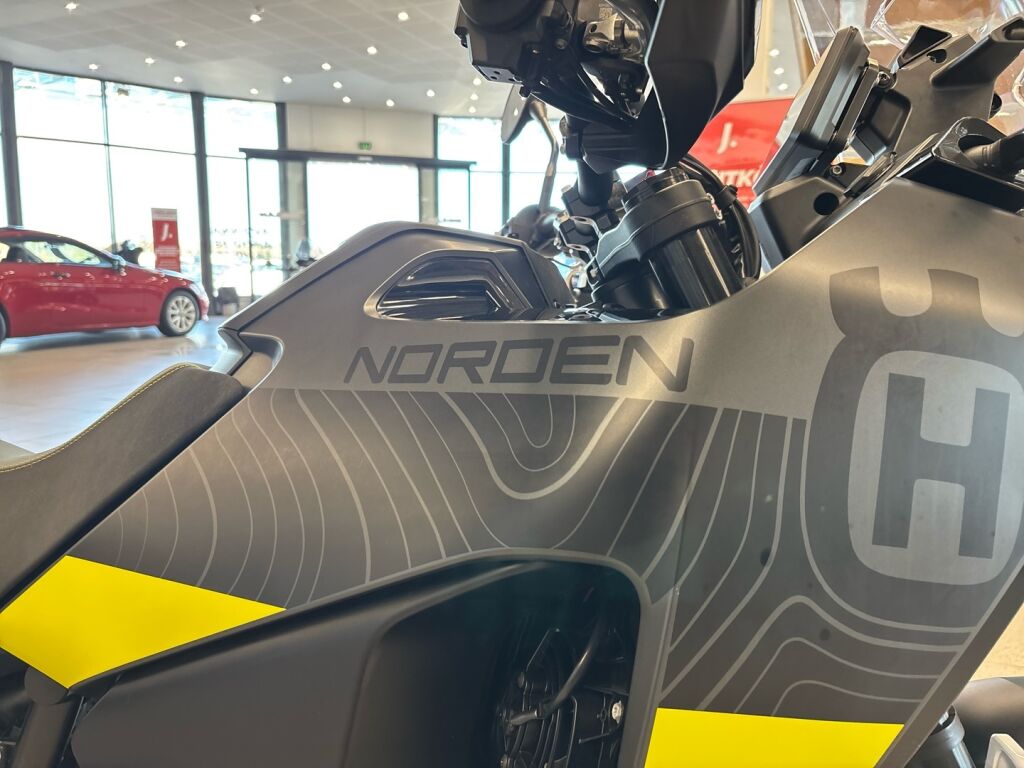 Husqvarna Norden 2022 