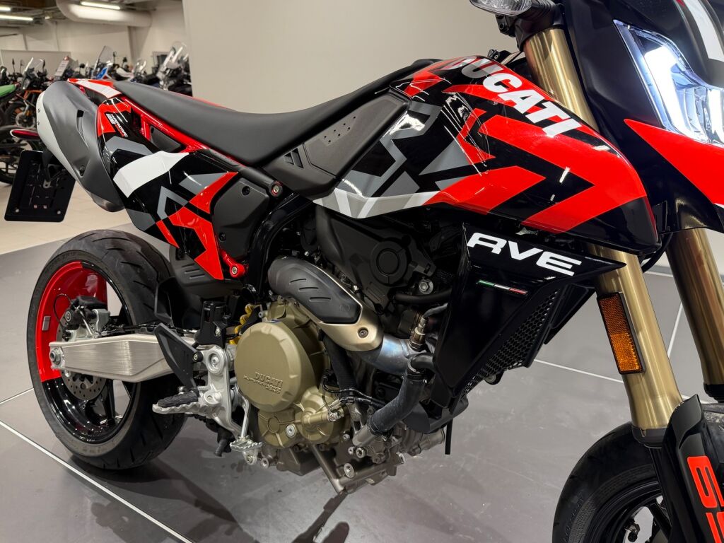 Ducati HYPERMOTARD 2025 