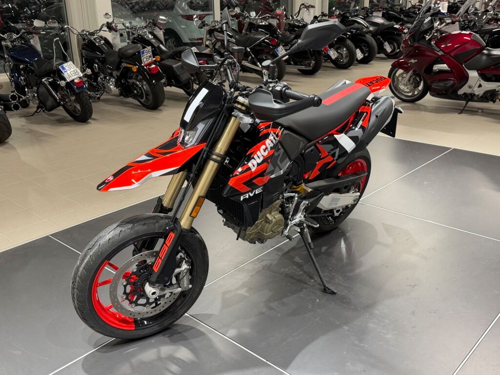 Ducati HYPERMOTARD 2025 