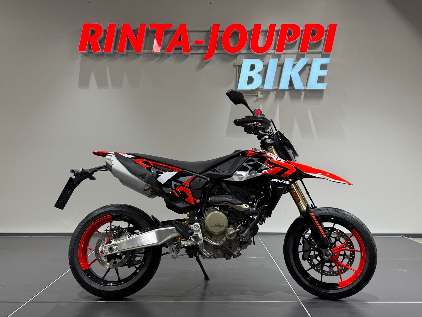 Ducati HYPERMOTARD