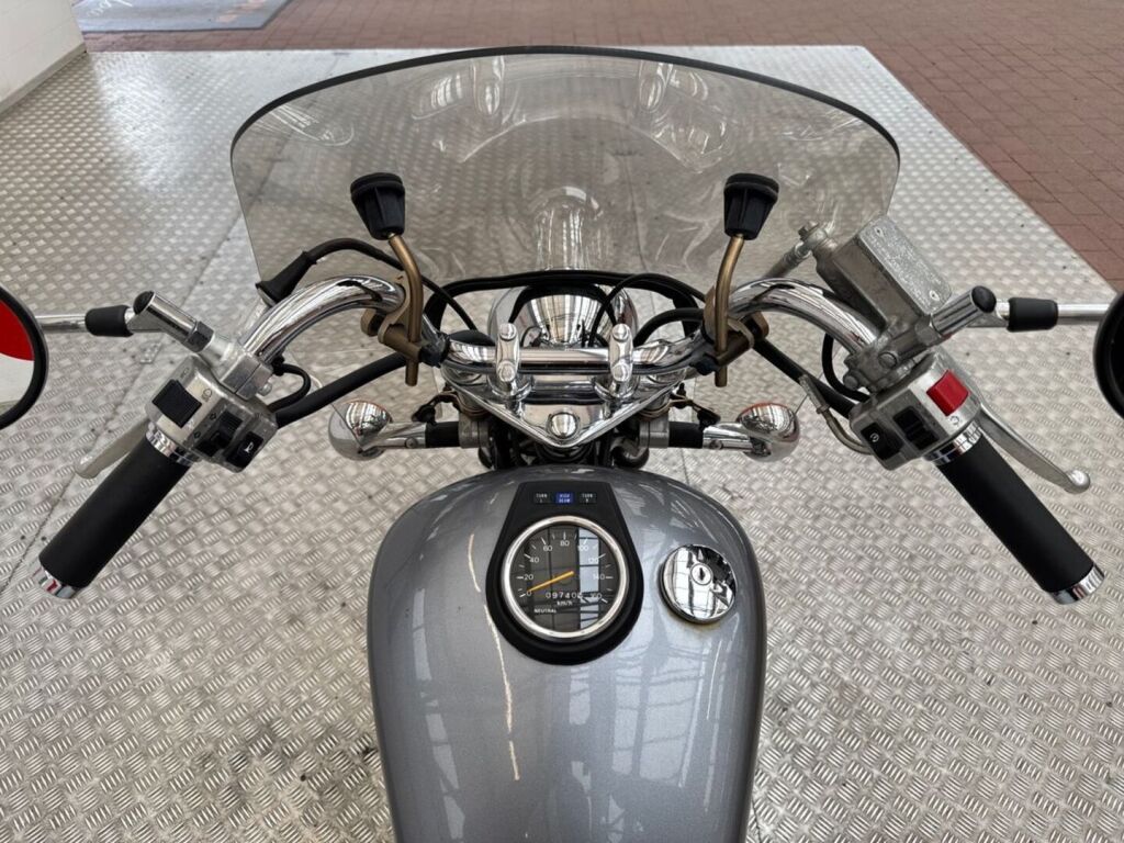 Suzuki LS 1997 Harmaa