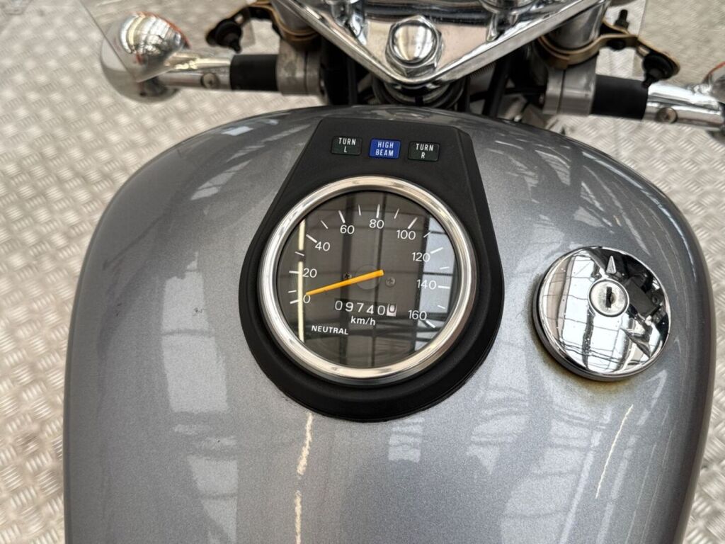 Suzuki LS 1997 Harmaa