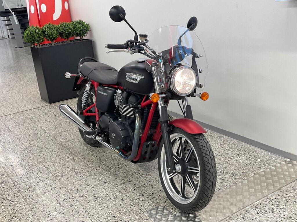 Triumph Bonneville 2014 