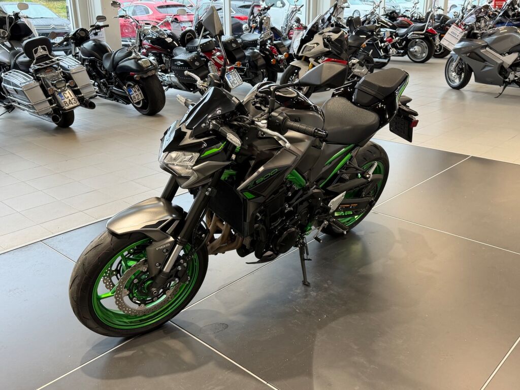 Kawasaki Z 2025 