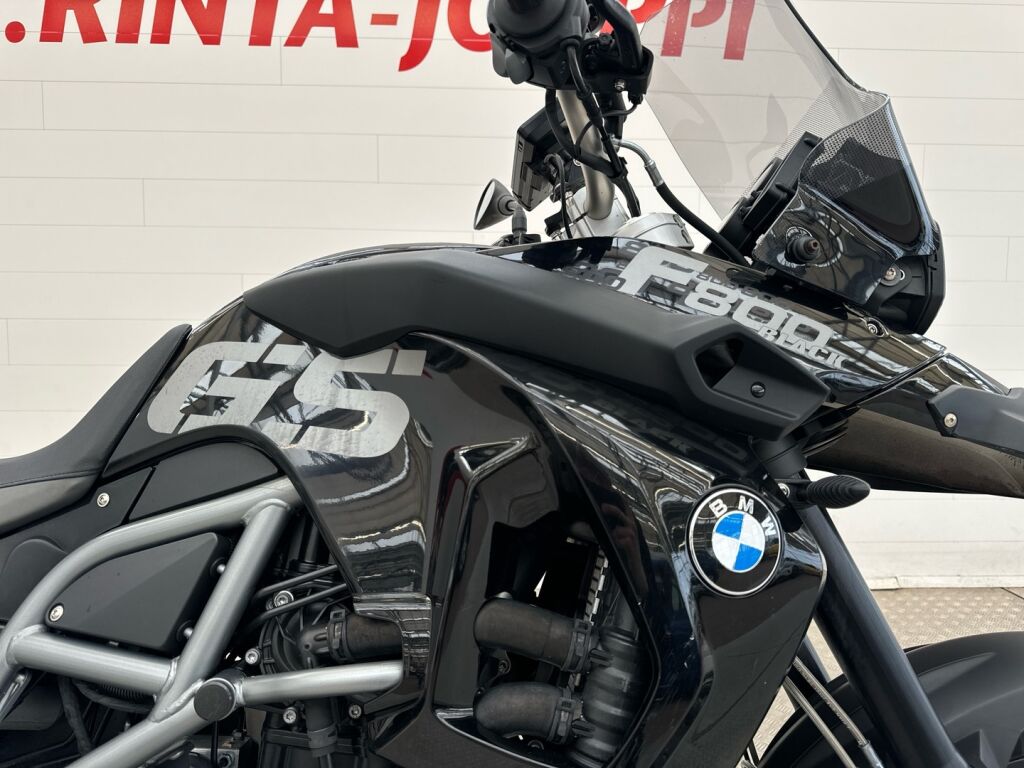 BMW F 2012 